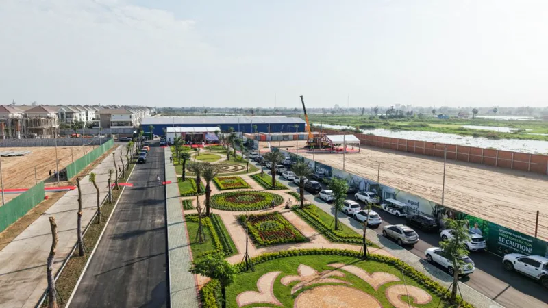 Aerial view of the landscaped boulevard and surrounding land at the Boeung Snor launch site